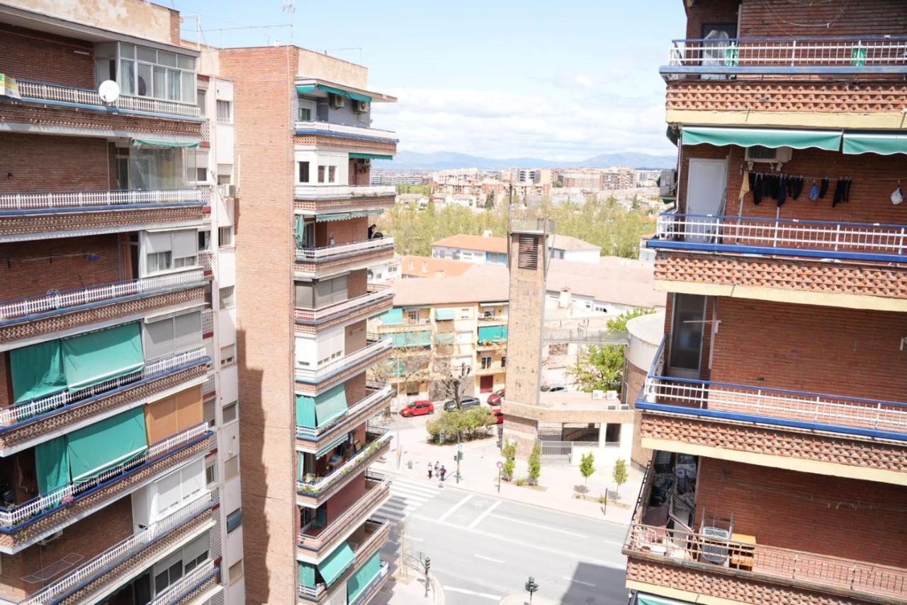Precioso Apartamento. Buenas Vistas Y Tranquilidad Appartamento Granada Esterno foto