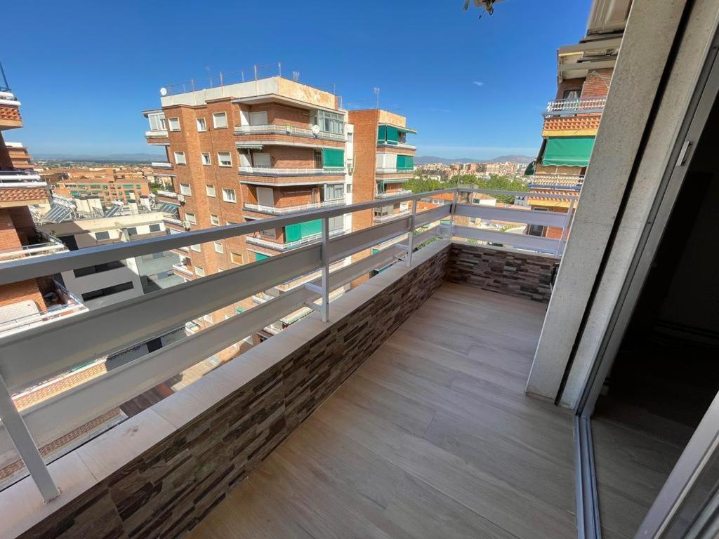 Precioso Apartamento. Buenas Vistas Y Tranquilidad Appartamento Granada Esterno foto